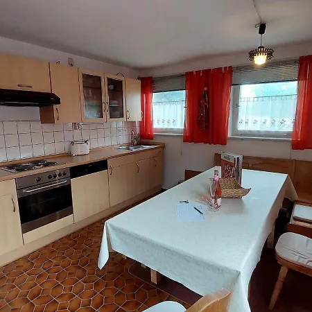 Spacious Holiday In Schimmelbach Нойрайхенау