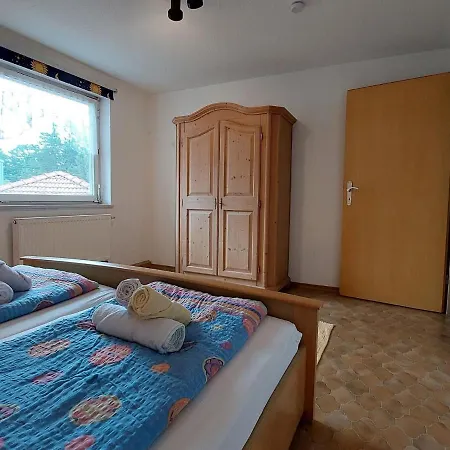 Spacious Holiday In Schimmelbach Нойрайхенау